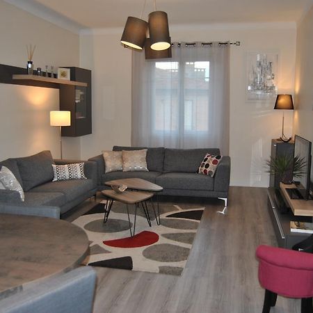 Le Calme Au Centre Ville A 10 Minutes A Pied De La Croisette Et Des Plages Cannes Room photo